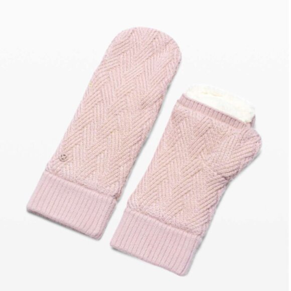 Pink Lululemon Sherpa Weave Mittens - Picture 1 of 9